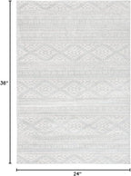 SAFAVIEH Tulum Collection Accent Rug - 2' x 3', Light Grey & Ivory, Moroccan Boho Tribal Design, Non-Shedding & Easy to Clean, Ideal for Front Door, Kitchen, Entryway, Foyer (TUL272F)