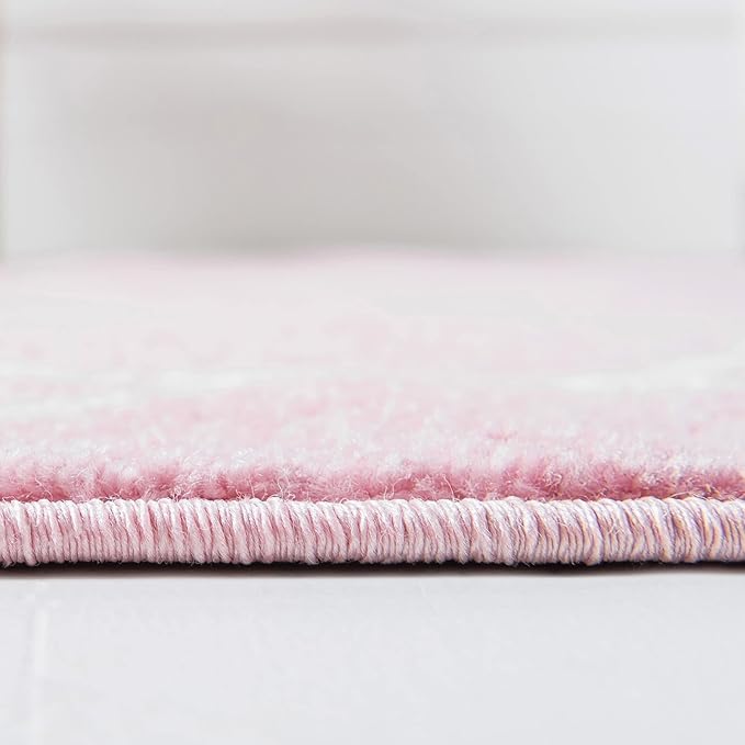 Rugs.com Lattice Frieze Collection Rug – 3' 3 x 5' 3 Light Pink Medium Rug Perfect for Living Rooms, Large Dining Rooms, Open Floorplans
