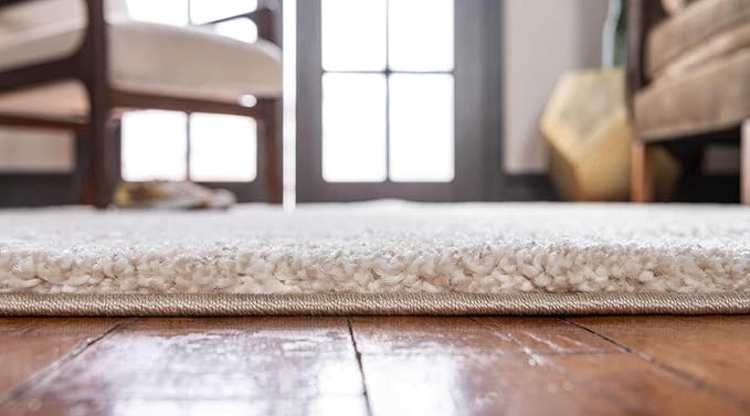 Unique Loom Solo Collection Area Rug - Calabasas (5' 3" x 7' 7" Rectangle, Ivory)