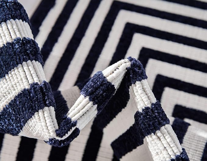 Unique Loom Sabrina Soto Outdoor Collection Geometric, Modern, Vibrant, Carved Area Rug (8' 0 x 8' 0 Round, Navy Blue/ Ivory)
