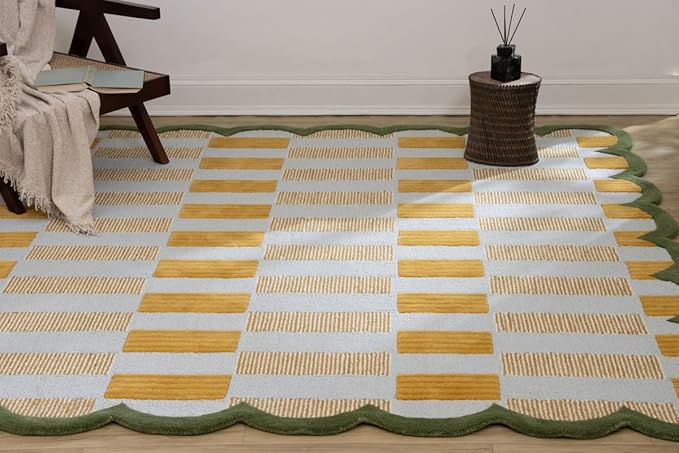 Hand-Tufted Wool Rug with Scalloped Edges, Light Blue Plaid Pattern, Cozy Soft Area Rug for Living Room, Bedroom, and Nursery, Handmade Modern Accent Rug, 6x8 Ft