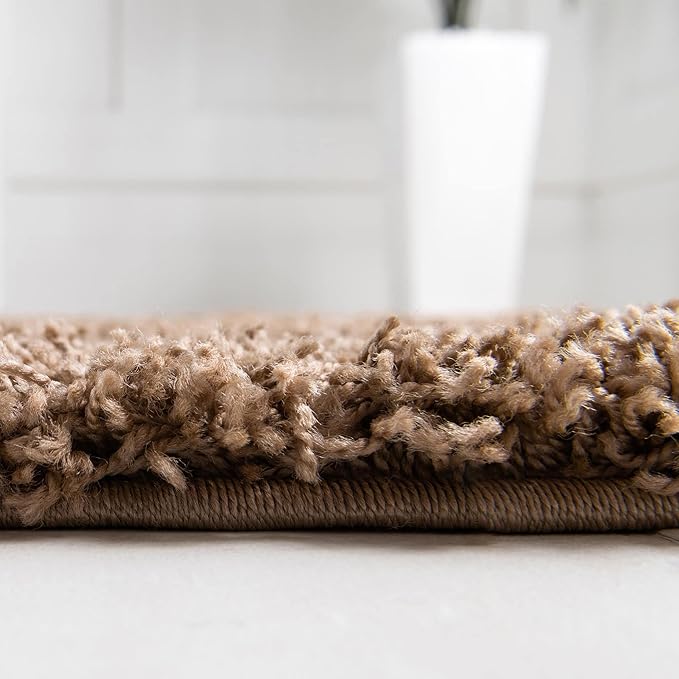 Unique Loom Solid Shag Collection Area Rug (6' 1" Round, Sandy Brown)