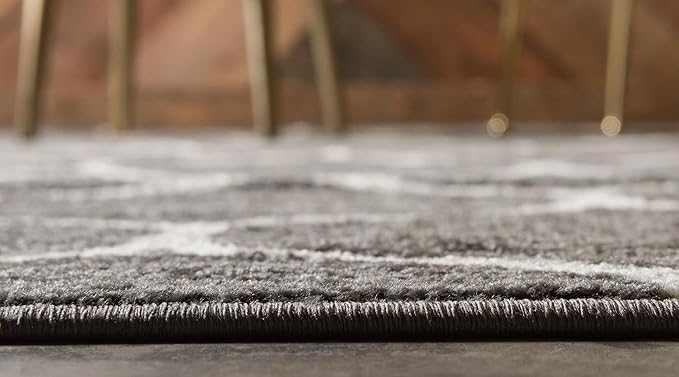 Rugs.com Lattice Frieze Collection Rug – 5' x 8' Dark Gray Medium Rug Perfect for Living Rooms, Large Dining Rooms, Open Floorplans