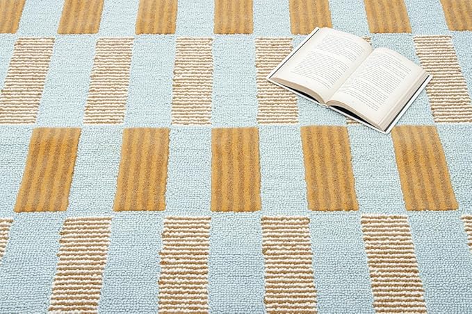 Hand-Tufted Wool Rug with Scalloped Edges, Light Blue Plaid Pattern, Cozy Soft Area Rug for Living Room, Bedroom and Nursery, Handmade Modern Accent Rug, 1x1 Ft (Sample)