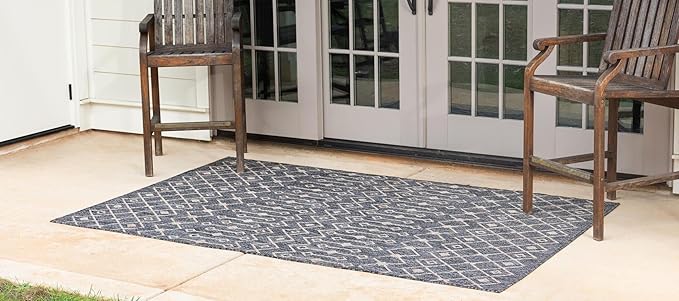 Unique Loom Outdoor Trellis Collection Area Rug - Tribal Trellis (10' x 14' 1" Rectangle, Charcoal Gray/ Natural)