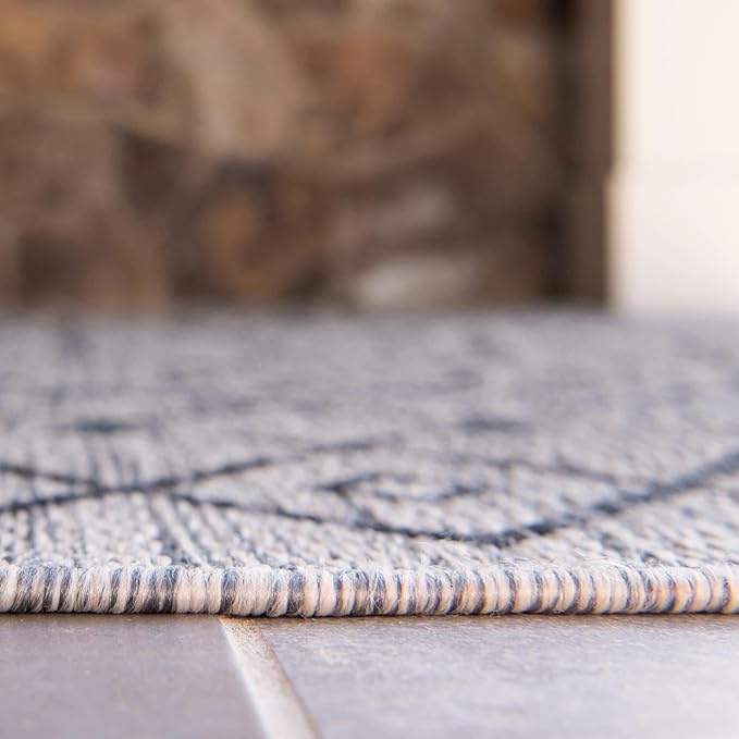 Unique Loom Outdoor Trellis Collection Area Rug - Tribal Trellis (10' x 13' 1" Rectangle, Gray/ Black)