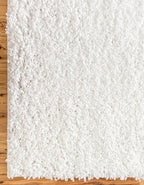 Unique Loom Davos Shag Collection Area Rug - Solid (2' 7" x 16' 5" Runner, White/ Ivory)