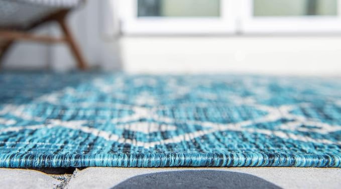 Unique Loom Outdoor Trellis Collection Area Rug - Tribal Trellis (4' 1" Round, Teal/ Ivory)
