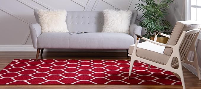 Rugs.com Lattice Frieze Collection Rug – 8' x 11' Red Medium Rug Perfect for Living Rooms, Large Dining Rooms, Open Floorplans