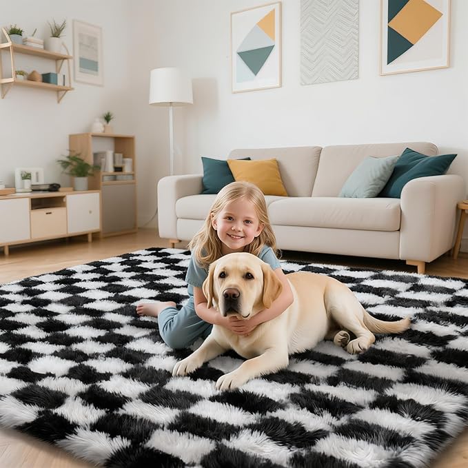 Checkered Rug for Bedroom, 3x7 Black and White Area Rugs, Classic Checkered Carpets Shaggy Area Rug, Bedside Rugs for Living Room Bedroom Kids Room Home Decor