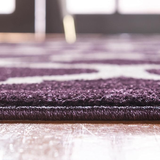 Rugs.com Lattice Collection Rug – 8 Ft Round Purple Medium-Pile Rug Perfect for Kitchens, Dining Rooms
