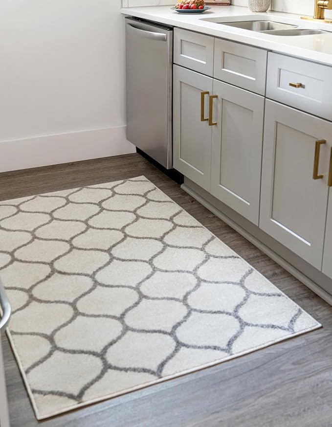 Rugs.com Lattice Frieze Collection Rug – 10' x 13' Ivory Medium Rug Perfect for Living Rooms, Large Dining Rooms, Open Floorplans