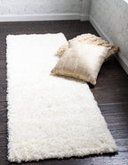 Unique Loom Solid Shag Collection Area Rug (2' 6" x 13' 1" Runner, Snow White)