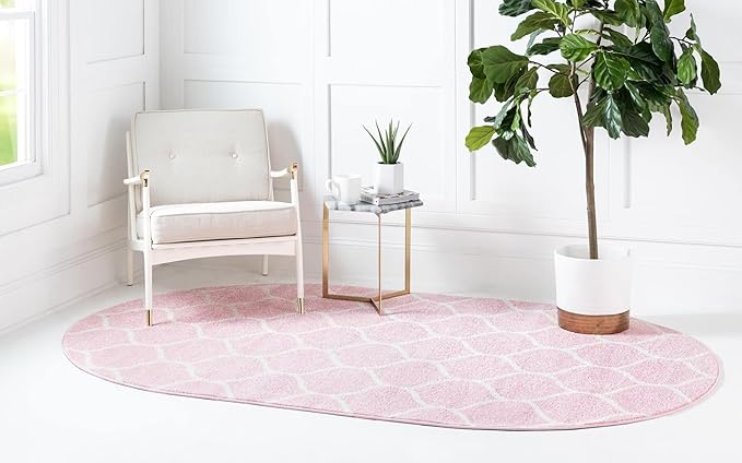 Rugs.com Lattice Frieze Collection Rug – 4' x 6' Oval Light Pink Medium Rug Perfect for Living Rooms, Large Dining Rooms, Open Floorplans