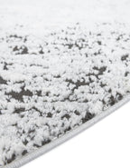 Rugs.com Leipzig Collection Rug – 4 Ft Round Gray Low-Pile Rug Perfect for Kitchens, Dining Rooms