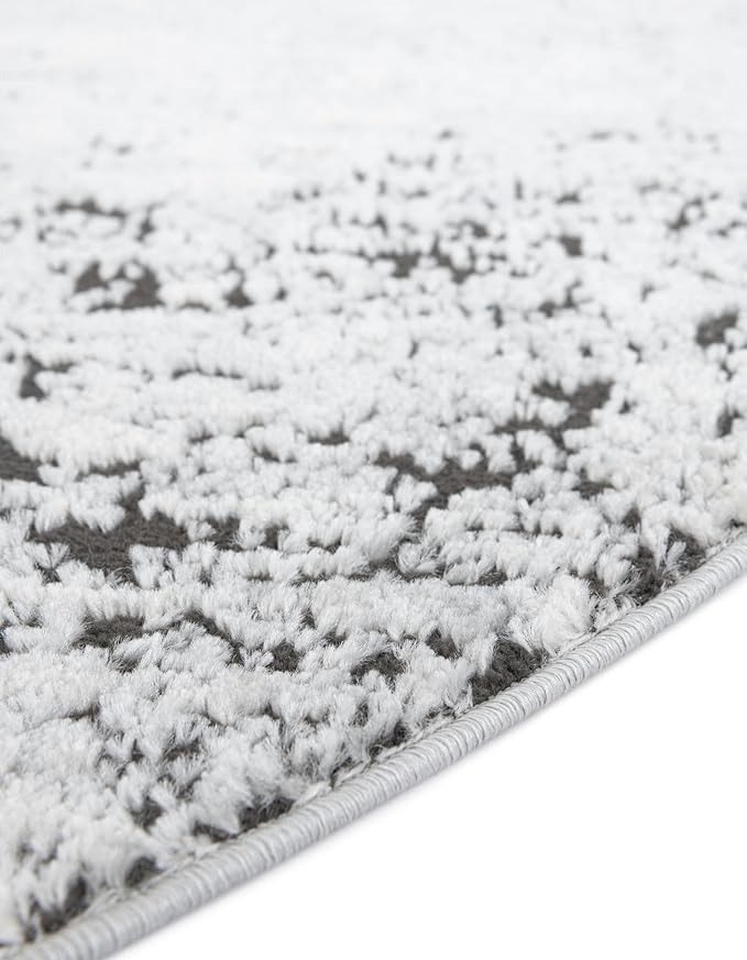 Rugs.com Leipzig Collection Rug – 8 Ft Round Gray Low-Pile Rug Perfect for Kitchens, Dining Rooms