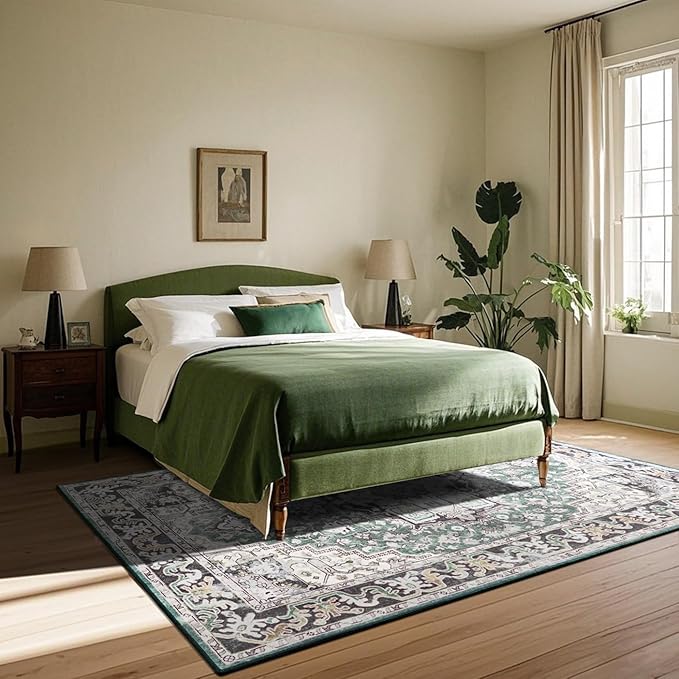 Washable Area Rugs 3x5 , Low Pile Super Soft Carpet, Vitnage Distressed Rug for Bedroom, Living Room, Dining Room, Non-Slip, Low Pile, Green