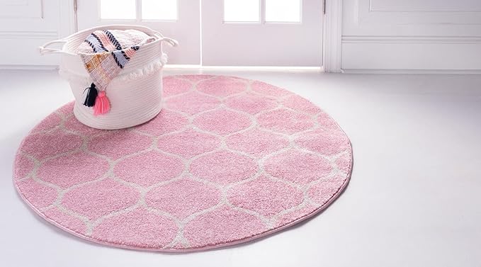 Rugs.com Lattice Frieze Collection Rug – 7' Round Light Pink Medium Rug Perfect for Kitchens, Dining Rooms
