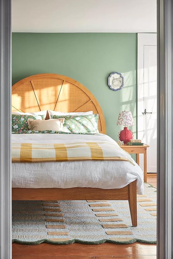 Hand-Tufted Wool Rug with Scalloped Edges, Light Blue Plaid Pattern, Cozy Soft Area Rug for Living Room, Bedroom, and Nursery, Handmade Modern Accent Rug (Blue, 3X5 FEET)