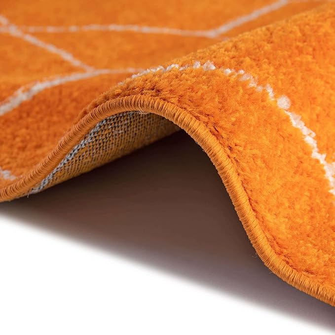 Unique Loom Trellis Frieze Collection Area Rug - Geometric (4' 1" Round, Orange/ Ivory)