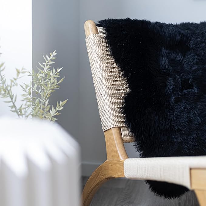 Sheepskin Long Hair 2x3 ft | Bedside Rugs for bedrooms, Sofa, Chair or The Dining Table | Each Sheepskin Rug is Unique and Created by Nature | Small Fluffy Rug in Color Black