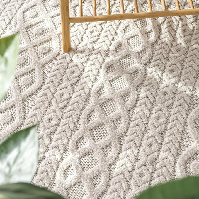 Paco Home Modern Area Rug with Carved Geometric Pattern in Cream Ivory, Size: 6'7" x 9'6"