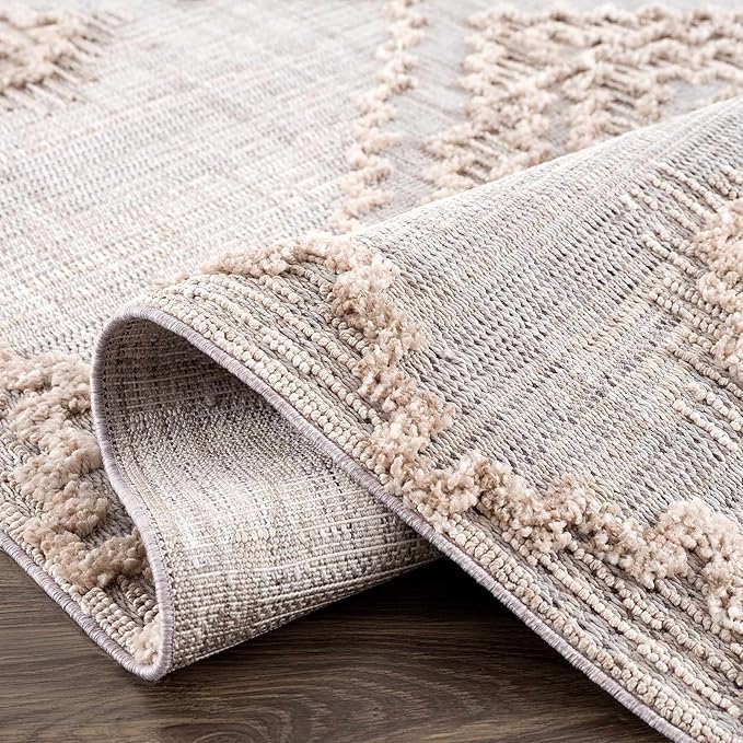 Hauteloom Ampusungan Living Room, Bedroom Area Rug - Geometric - Charcoal, Cream, Beige - 2' x 3'