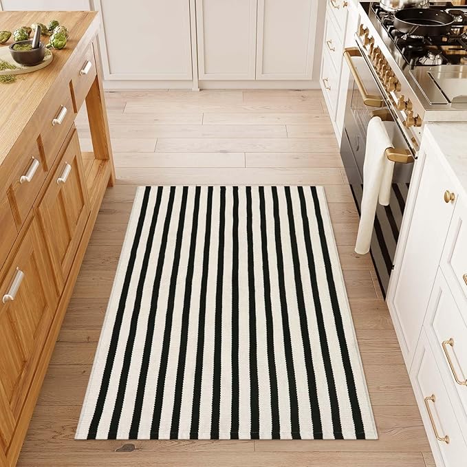Striped Outdoor Rugs 3'x5', Cotton Hand Woven Rug Front Door Mat,Washable Reversible Layered Door Mats, Foldable Front Porch Rug for Entryway/Home Entrance/Farmhouse(Black and White)