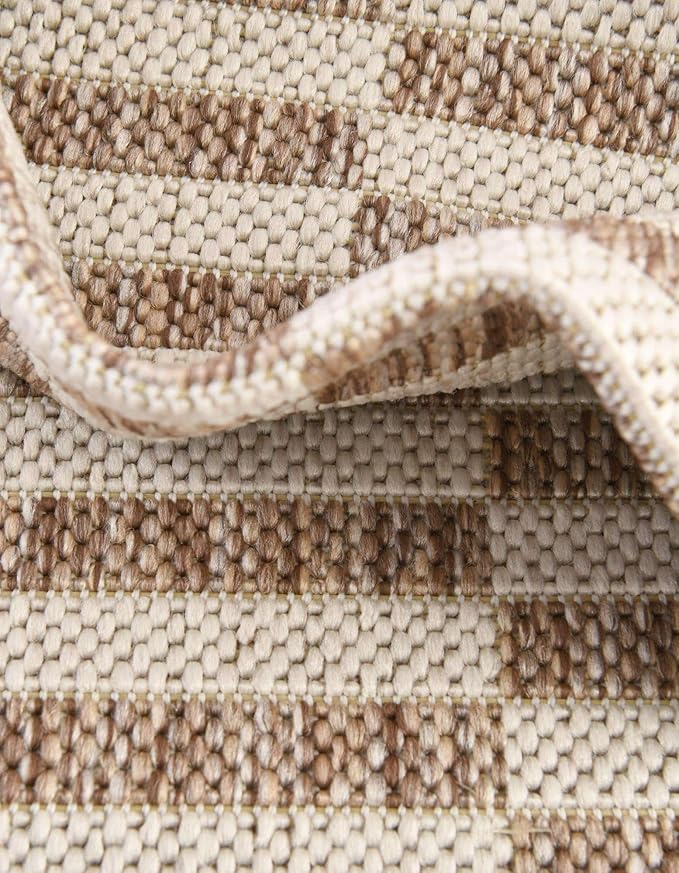 Unique Loom Outdoor Striped Collection Area Rug - Striped (5' 3" Round Taupe/Ivory)