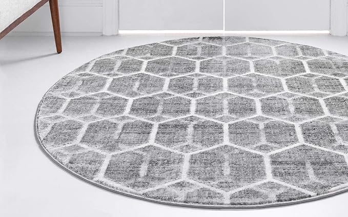 Rugs.com Lattice Trellis Collection Rug – 5 Ft Round Gray Low-Pile Rug Perfect for Kitchens, Dining Rooms