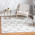 Rugs.com Lattice Frieze Collection Rug – 4' Square Ivory Medium Rug Perfect for Living Rooms, Kitchens, Entryways