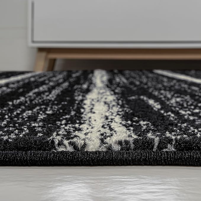 JONATHAN Y Williamsburg Minimalist Stripe Black/Cream Indoor Area Rug, 5x8, Contemporary, Modern, Easy-Cleaning for Living Room, Bedroom, Kitchen, Pet Friendly, Non-Shedding (MOH201F-5)