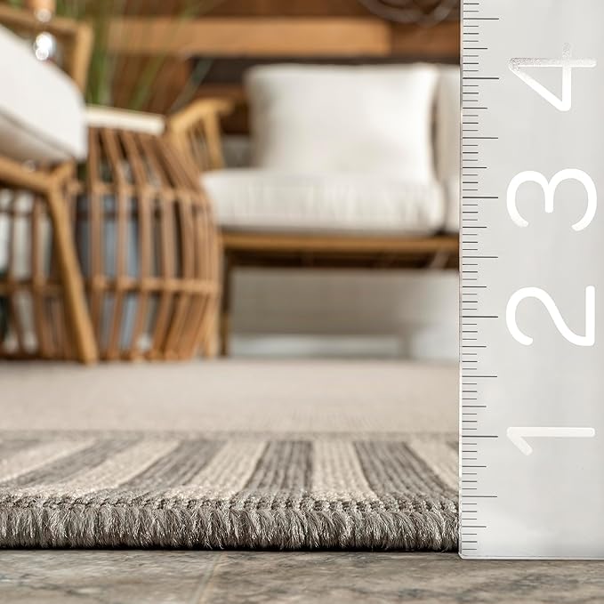 Nuloom Asha Light Grey/Ivory, 9'6" x 12', Casual, Striped Border, Soft and Cozy, High Traffic, Stain Resistant, Easy Clean, Durable Area Rug for Indoor/Outdoor Patio, Deck, Porch, Garden, Courtyard