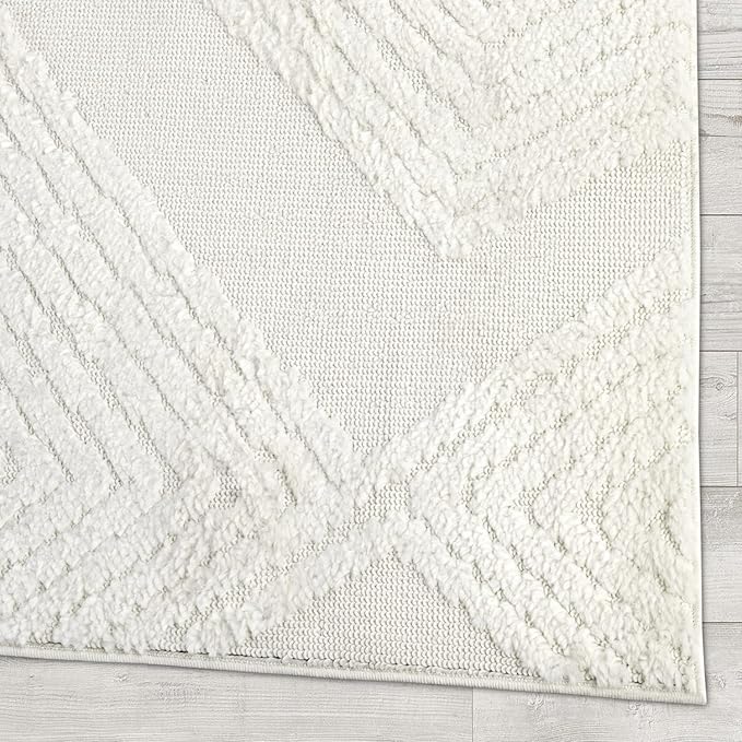 Antep Rugs Palafito 5x7 Geometric Shag Diamond High-Low Pile Textured Indoor Area Rug (White, 5'3" x 7'6")