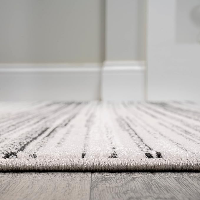 JONATHAN Y Austin Gradient Striped Gray/Black Runner Rug, 2x8, Modern, Contemporary, Easy-Cleaning for Living Room, Bedroom, Kitchen, Pet Friendly, Non-Shedding (LUX103A-28)