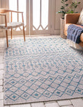 Unique Loom Outdoor Trellis Collection Area Rug - Tribal Trellis (6' 1" x 9' Rectangle, Light Blue/ Ivory)