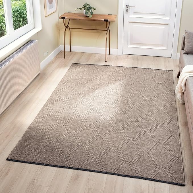 LUXE WEAVERS Modern Farmhouse Brown 6x9 Washable Area Rug, Anti-Slip Diamond Pattern Carpet