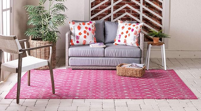 Unique Loom Outdoor Trellis Collection Area Rug - Tribal Trellis (8' x 11' 4" Rectangle, Fuschia/ Gray)