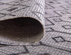 Unique Loom Outdoor Trellis Collection Area Rug - Tribal Trellis (7' 1" x 10' Rectangle, Gray/ Black)