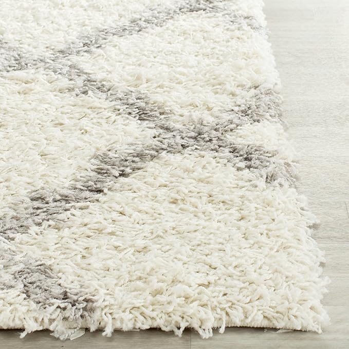SAFAVIEH Dallas Shag Collection Runner Rug - 2'3" x 18', Ivory & Grey, Trellis Design, Non-Shedding & Easy Care, 1.5-inch Thick Ideal for High Traffic Areas in Living Room, Bedroom (SGD257F)