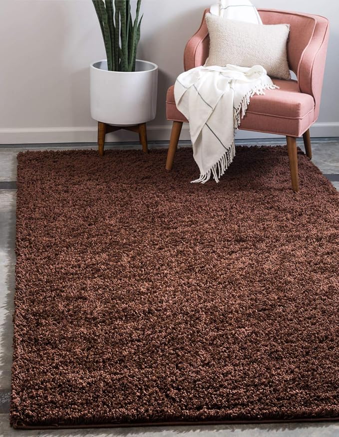 Unique Loom Solid Shag Collection Area Rug (5' 3" x 8' Rectangle, Chocolate Brown)