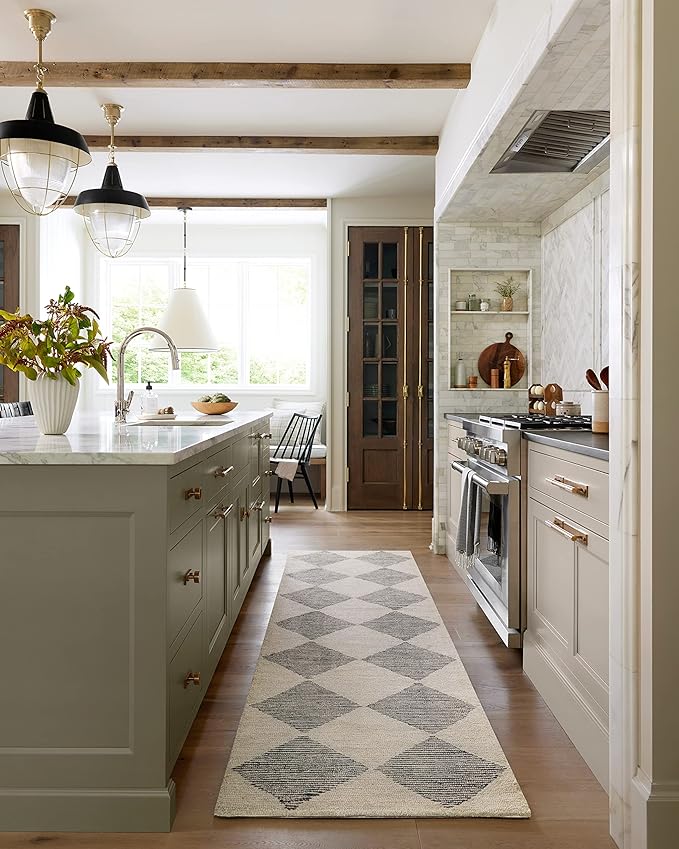 Loloi Chris Loves Julia Francis Collection FRA-01 Beige/Charcoal 2'-3" x 3'-9" Accent Rug