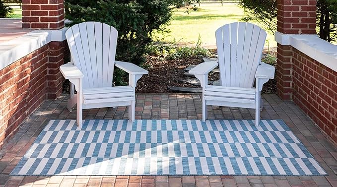 Unique Loom Outdoor Collection Classic Stripes, Transitional Indoor & Outdoor Area Rug, 8' 0 x 11' 0, Blue/ Ivory