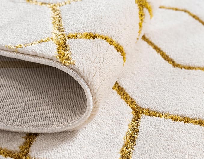 Unique Loom Marilyn Monroe Glam Collection Area Rug - Trellis (7' 1" x 10' Rectangle, White Gold/ Gold)
