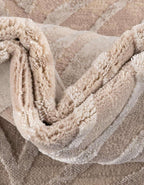 Unique Loom Finsbury Collection Area Rug - Meghan (5' 3" x 8' Oval, Ivory Beige)