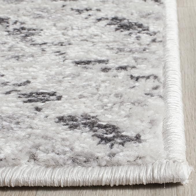 SAFAVIEH Adirondack Collection Runner Rug - 2'6" x 18', Ivory & Charcoal, Chevron Design, Non-Shedding & Easy Care, Ideal for High Traffic Areas in Living Room, Bedroom (ADR104N)