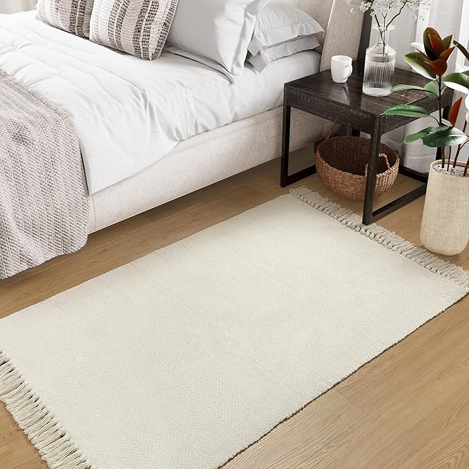 Collive Washable Area Rug 3' x 5', Modern Woven Kitchen Rugs, White/Beige Braided Cotton Rug Indoor Door Mat Throw Carpet for Entryway Living Room Nursery Mudroom Laundry Room