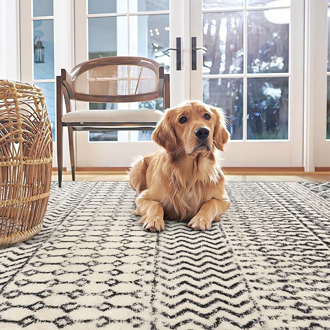 Geometric Moroccan 6x9 Rug, Ultra Soft Distressed Black Rug for Bedroom Non-Slip, Low-Pile Washable Living Room Rug Indoor Carpet for Bedroom Dining Room Classroom Dorm