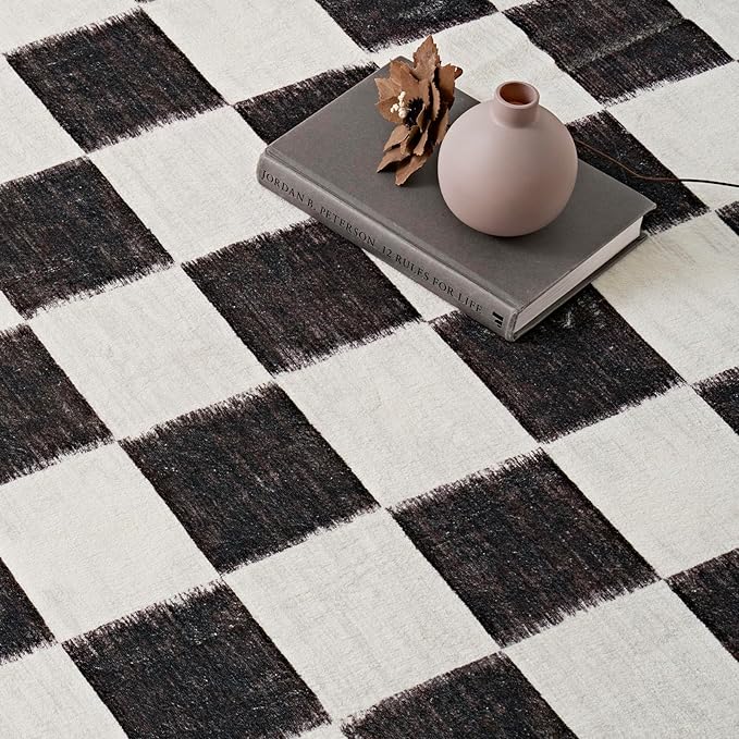 EVERGRACE Checkered Plaid Area Rug 2x3, Soft Fuzzy Faux Wool Rugs Washable Non Slip Rugs Small Rug Carpet for Entryway Bedroom Living Room Hallway Kitchen and Laundry Room, Black and White