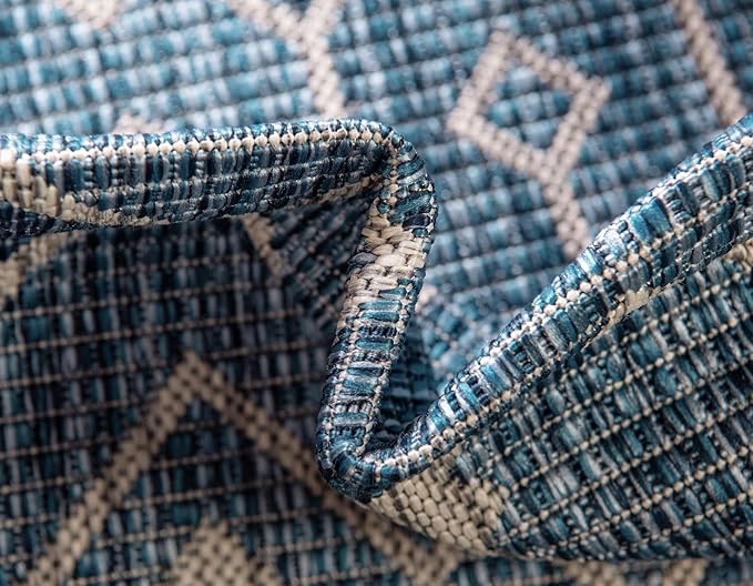 Unique Loom Outdoor Trellis Collection Area Rug - Tribal Trellis (3' 1" Round, Blue/ Ivory)